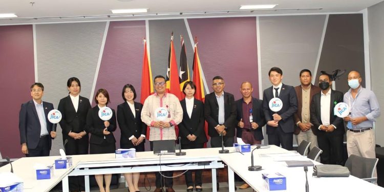 MF HO JICA IHA DEDIKASAUN DI’AK TULUN VOLUNTÁRIU SIRA HUSI JAPAUN