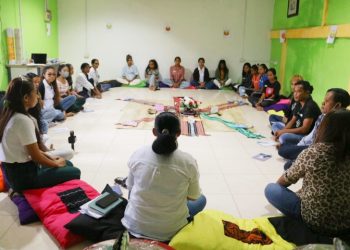 Kria Espasu Seguru Dada Joven Sira nia Vontade hodi Kontinua Aprende